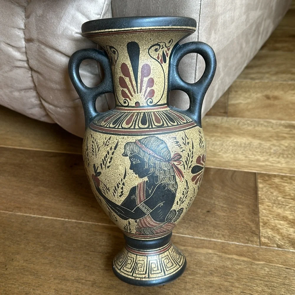 Black/tan hand made Greek ceramic vase. - Picture 7 of 11